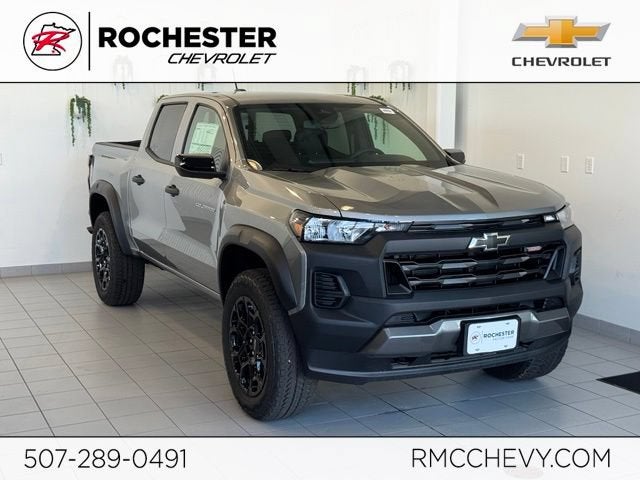 2026 Chevrolet Colorado Trail Boss in Sterling Gray Metallic — front three-quarter view