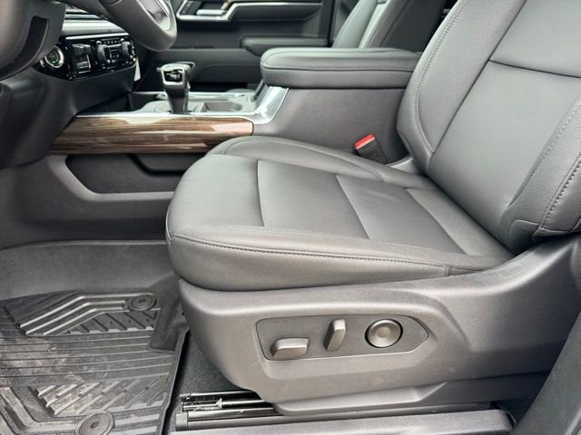 2026 Chevrolet Silverado 1500 — detail view