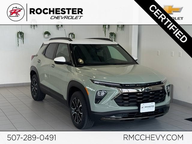 2024 Chevrolet Trailblazer ACTIV in Cacti Green — front three-quarter view