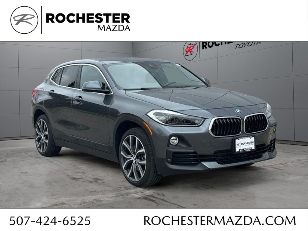 2020 BMW X2 xDrive28i in Mineral Gray Metallic — front three-quarter view