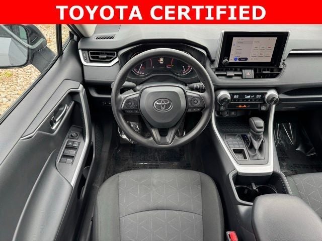 2025 Toyota RAV4 — detail view