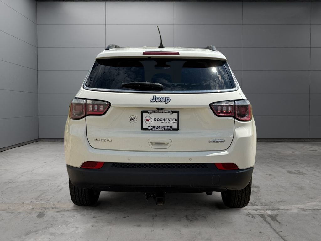 2018 Jeep Compass — interior view