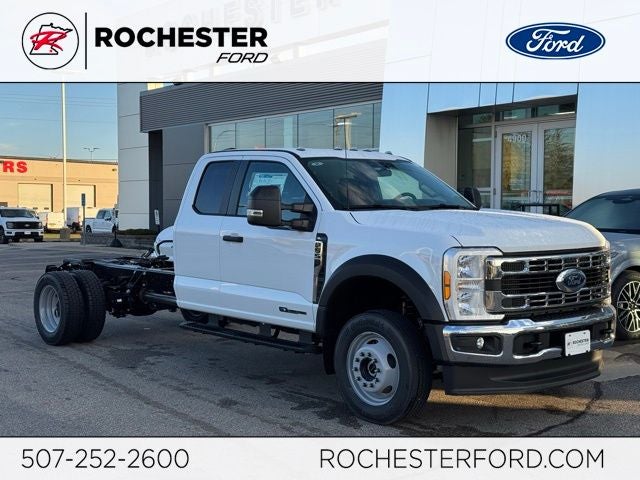 2026 Ford F-550SD w/ Chrome Pkg DRW in Oxford White — front three-quarter view