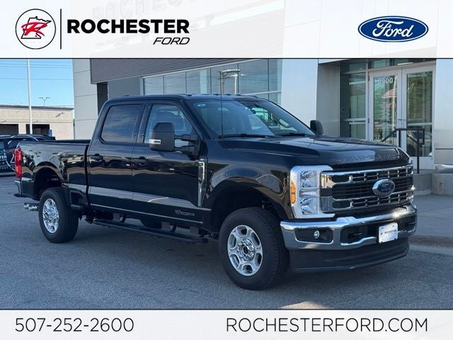 2026 Ford F-350SD XLT w/5th Wheel Prep Pkg in Agate Black Metallic — front three-quarter view