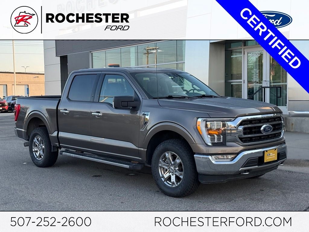 2021 Ford F-150 Lariat w/ Tow Package & Tailgate Step in Stone — front three-quarter view