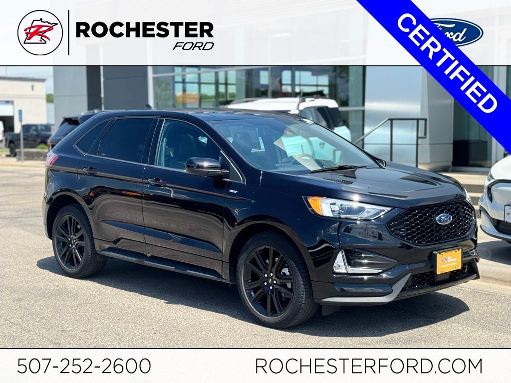 2022 Ford Edge ST Line in Black Metallic — front three-quarter view