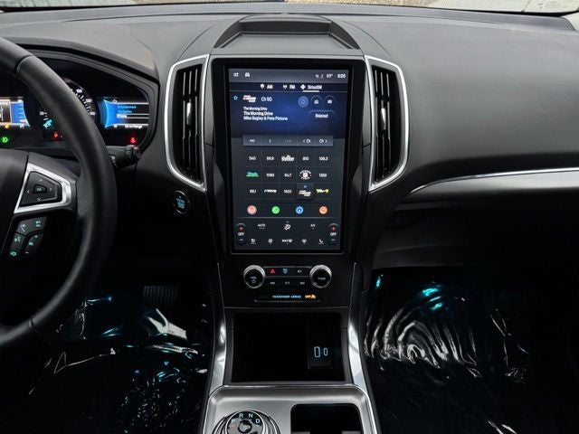 2024 Ford Edge — side profile view