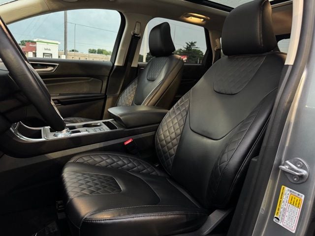 2024 Ford Edge — detail view