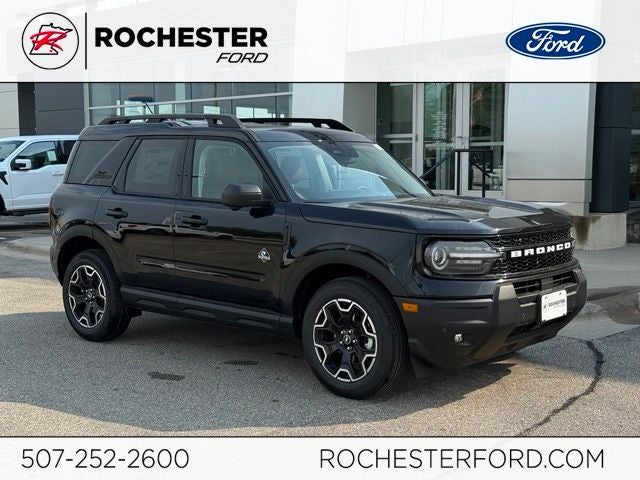 2026 Ford Bronco Sport Outer Banks w/Tech Pkg in Shadow Black — front three-quarter view