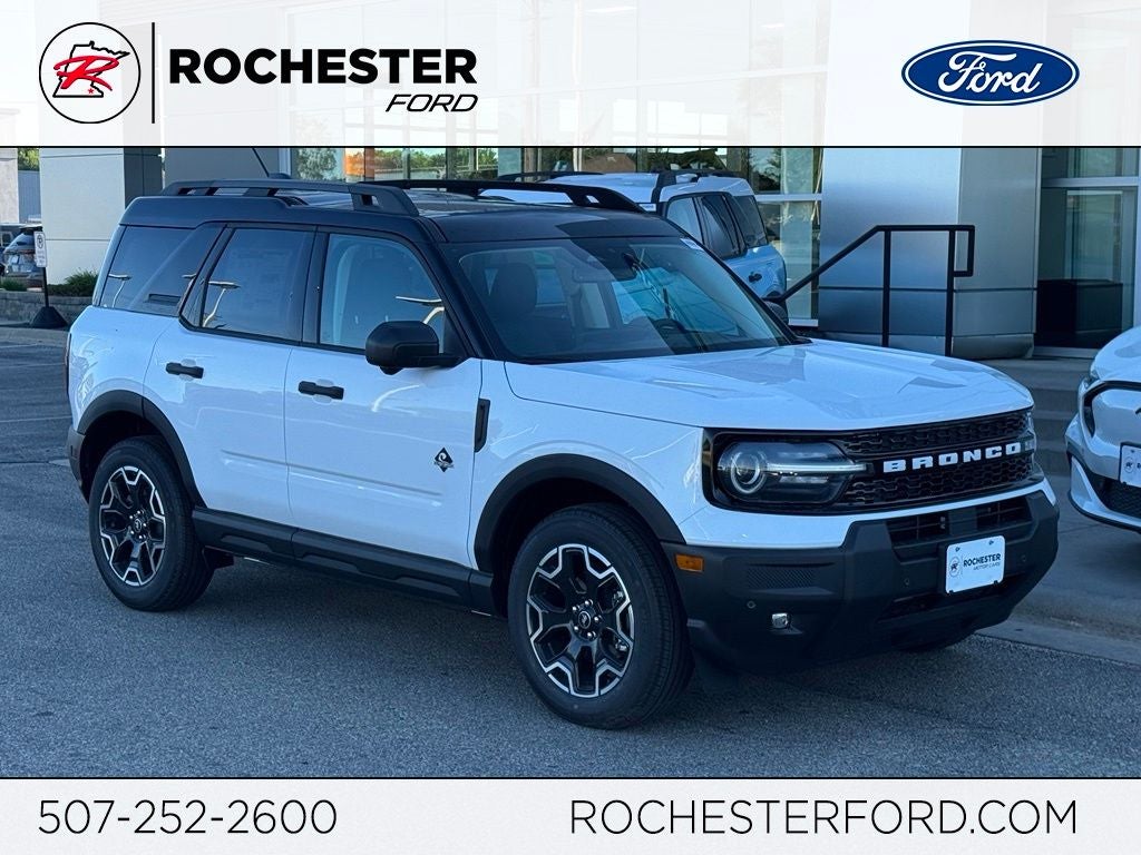 2026 Ford Bronco Sport Outer Banks w/Power Moonroof + B&O Sound System in Oxford White — front three-quarter view