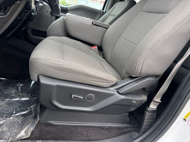 2016 Ford F-150 — detail view