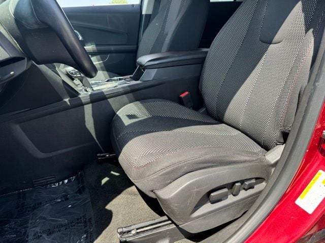 2012 Chevrolet Equinox — detail view