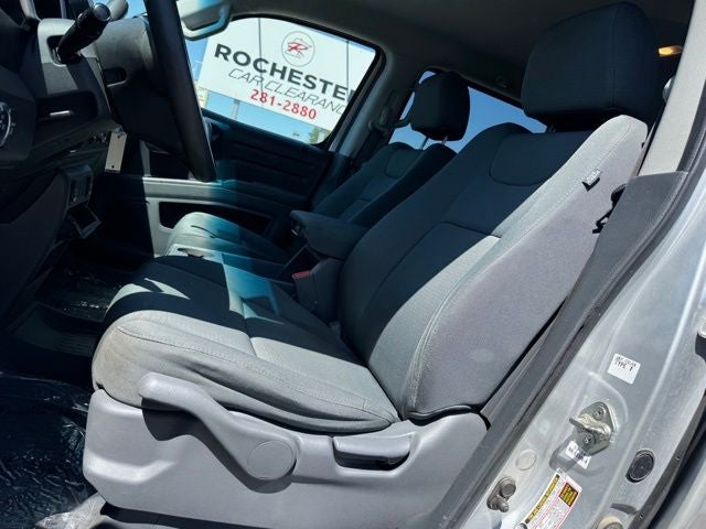 2008 Honda Ridgeline — interior view